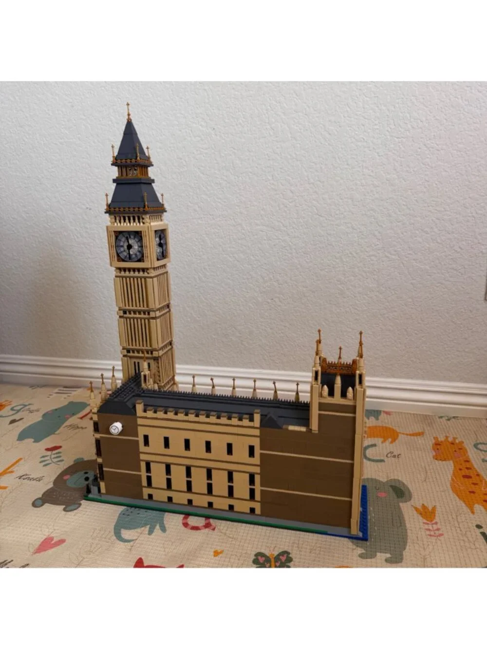 LEGO Creator Expert Big Ben Set 10253 99% Complete With Box & Instructions
